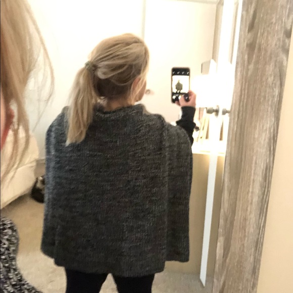 Rebecca Minkoff gray shawl cape - Picture 5 of 5
